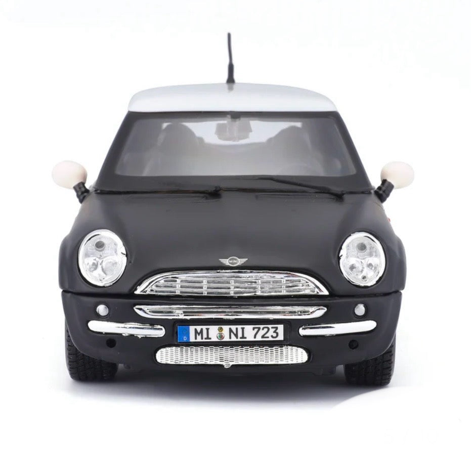 1:24 Mini Cooper Black